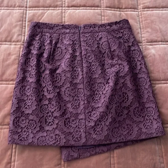 Madewell Lace Asymmetrical Skirt Burgundy Wrap Mini Size 2 - Picture 2 of 4
